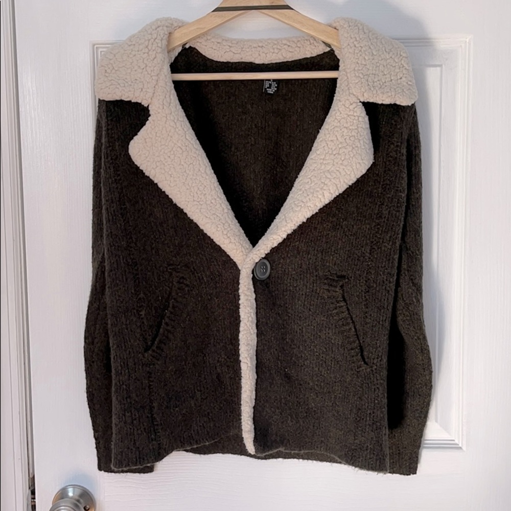 Fluffy sweater cardigan
